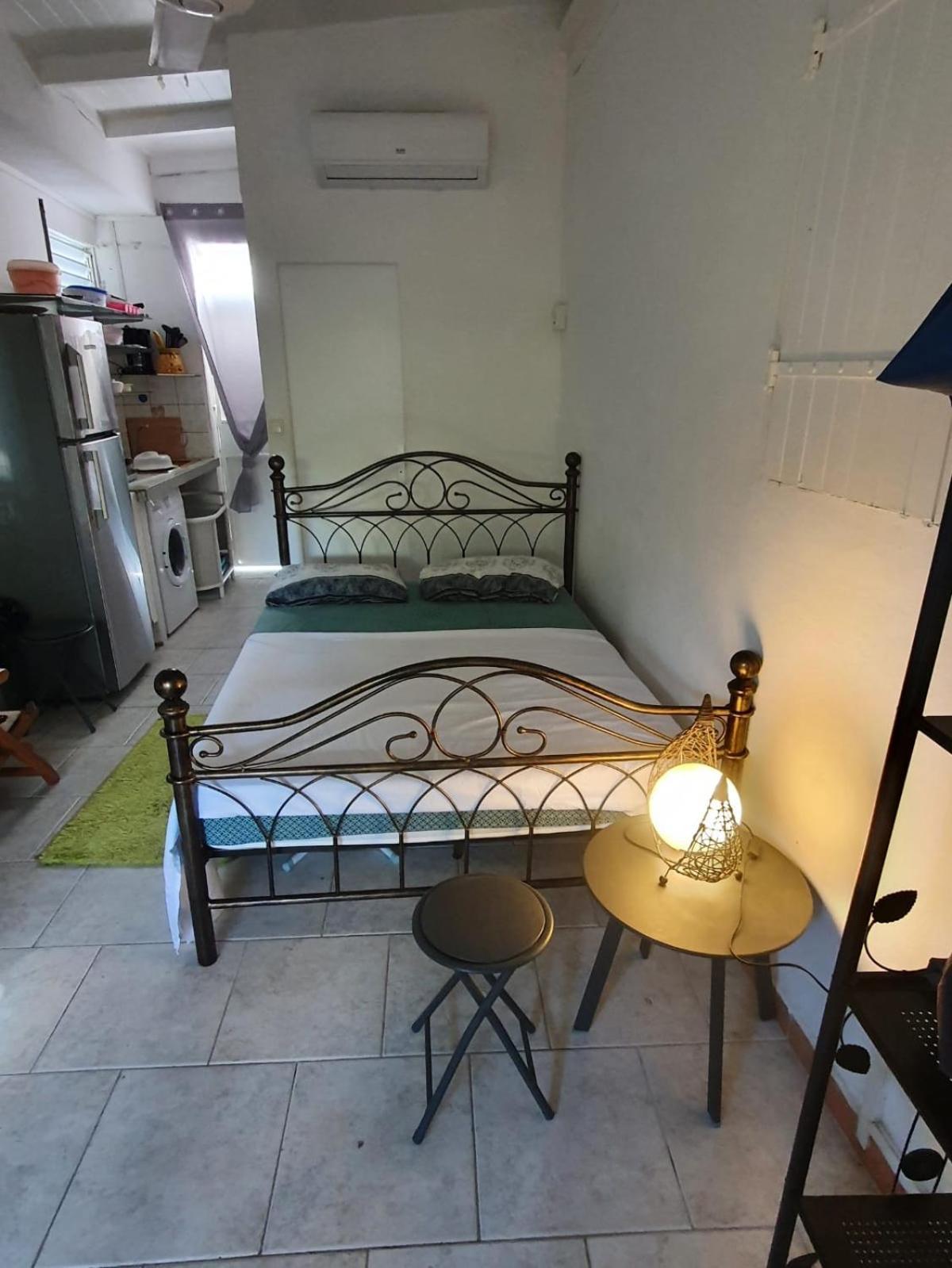 Le Sable Bleu - Evasion Tropicale A Sainte-Anne - Plage 5Min - Piscine - Parking - Logement Climatise - Vue Sur Les Palmiers - Parfait Pour Sejours En Famille Ou Entre Amis Exteriör bild