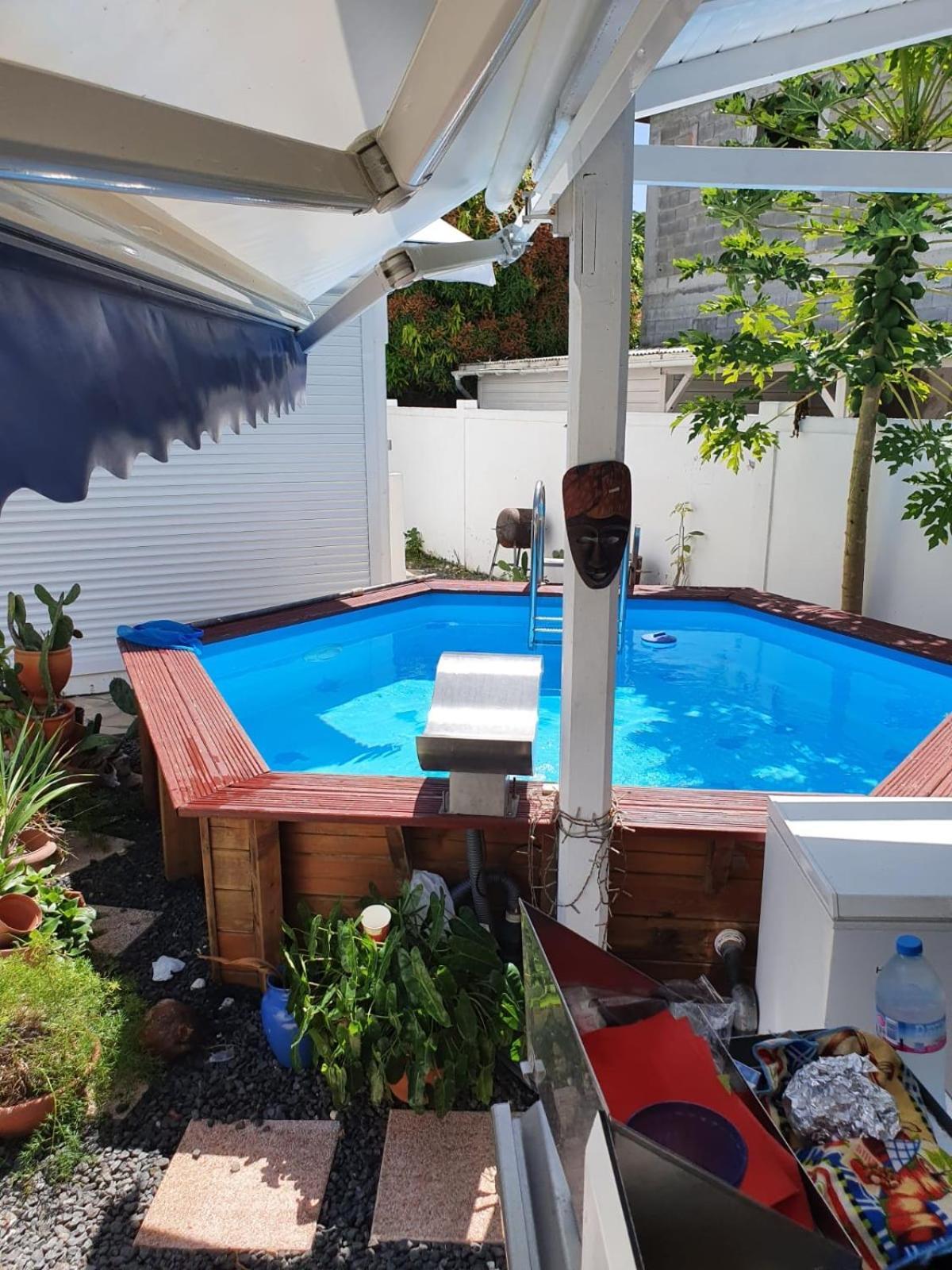 Le Sable Bleu - Evasion Tropicale A Sainte-Anne - Plage 5Min - Piscine - Parking - Logement Climatise - Vue Sur Les Palmiers - Parfait Pour Sejours En Famille Ou Entre Amis Exteriör bild